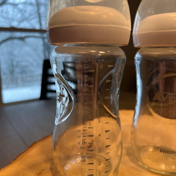 8oz Philips AVENT Glass Baby Bottles (Set Of 2) - Picture 2 of 6